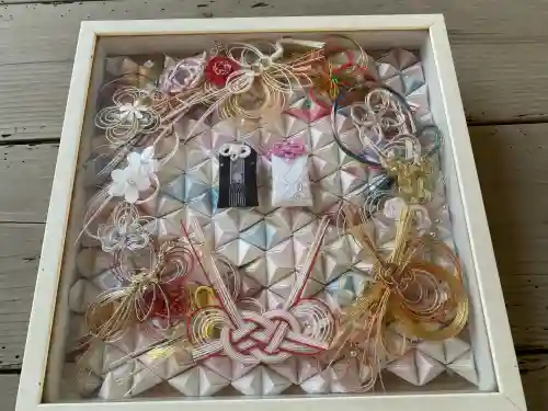 山﨑八幡宮の{uncategorized: "未分類", other: "その他", undefined: "問題あり", building: "その他建物", grave: "お墓", sacred_gate: "鳥居", guardian: "狛犬", statue: "像", buddha: "仏像", history: "歴史", nature: "自然", garden: "庭園", animal: "動物", pagoda: "塔", temizu: "手水舎", mountain_gate: "山門・神門", sanctuary: "本殿・本堂", subordinate: "末社・摂社", art: "芸術", scenery: "景色", jizo: "地蔵", ema: "絵馬", goshuin: "御朱印", omikuji: "おみくじ", items: "授与品その他", amulet: "お守り", goshuincho: "御朱印帳", eats: "食事", festival: "お祭り", votive_dance: "神楽", shichigosan: "七五三参", wedding: "結婚式", experience: "体験その他", initially: "初詣", around: "周辺", anti_infection: "感染症対策"}