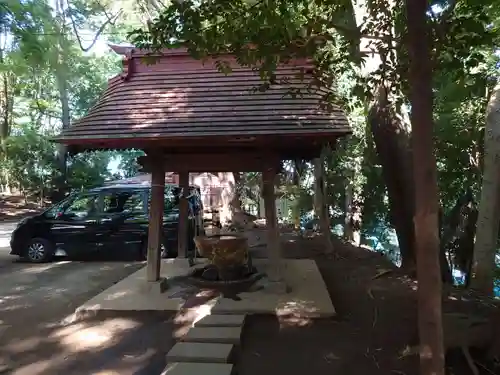 氷川女體神社の手水