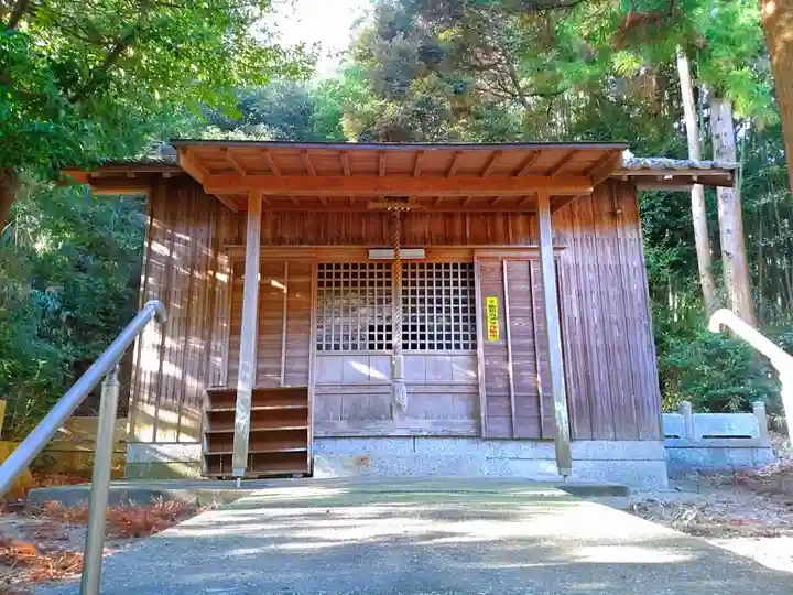 初神神社の本殿・本堂