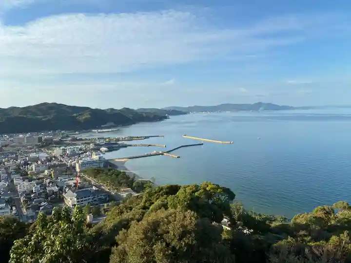 芝右衛門狸の祠(兵庫県)