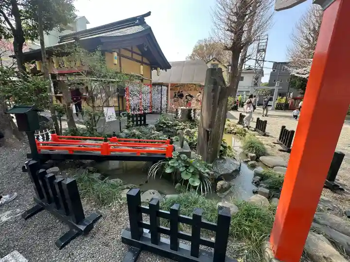 田無神社の{uncategorized: "未分類", other: "その他", undefined: "問題あり", building: "その他建物", grave: "お墓", sacred_gate: "鳥居", guardian: "狛犬", statue: "像", buddha: "仏像", history: "歴史", nature: "自然", garden: "庭園", animal: "動物", pagoda: "塔", temizu: "手水舎", mountain_gate: "山門・神門", sanctuary: "本殿・本堂", subordinate: "末社・摂社", art: "芸術", scenery: "景色", jizo: "地蔵", ema: "絵馬", goshuin: "御朱印", omikuji: "おみくじ", items: "授与品その他", amulet: "お守り", goshuincho: "御朱印帳", eats: "食事", festival: "お祭り", votive_dance: "神楽", shichigosan: "七五三参", wedding: "結婚式", experience: "体験その他", initially: "初詣", around: "周辺", anti_infection: "感染症対策"}