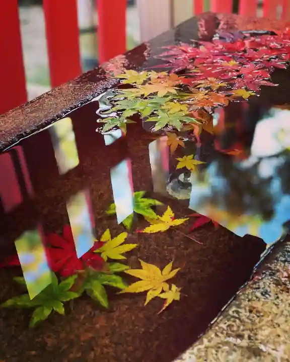 白山神社の手水舎