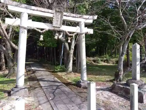 岩瀬神社の鳥居