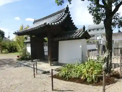 元興寺の山門・神門