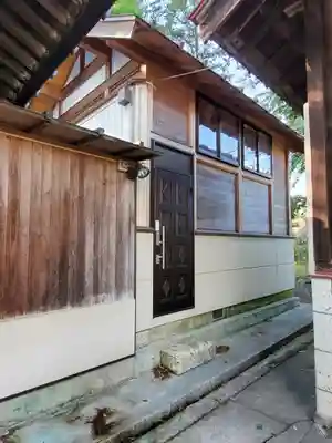 狐ヶ森稲荷神社の本殿・本堂