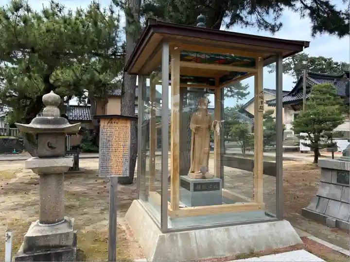 放生津八幡宮(富山県)