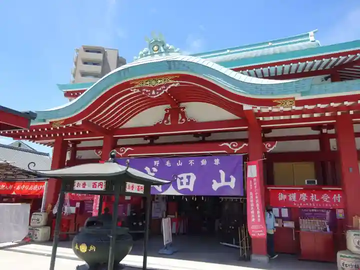 成田山横浜別院延命院の本殿・本堂