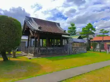神明社の本殿・本堂
