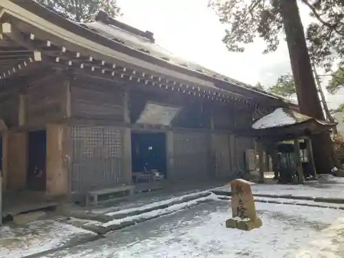室生寺の{uncategorized: "未分類", other: "その他", undefined: "問題あり", building: "その他建物", grave: "お墓", sacred_gate: "鳥居", guardian: "狛犬", statue: "像", buddha: "仏像", history: "歴史", nature: "自然", garden: "庭園", animal: "動物", pagoda: "塔", temizu: "手水舎", mountain_gate: "山門・神門", sanctuary: "本殿・本堂", subordinate: "末社・摂社", art: "芸術", scenery: "景色", jizo: "地蔵", ema: "絵馬", goshuin: "御朱印", omikuji: "おみくじ", items: "授与品その他", amulet: "お守り", goshuincho: "御朱印帳", eats: "食事", festival: "お祭り", votive_dance: "神楽", shichigosan: "七五三参", wedding: "結婚式", experience: "体験その他", initially: "初詣", around: "周辺", anti_infection: "感染症対策"}