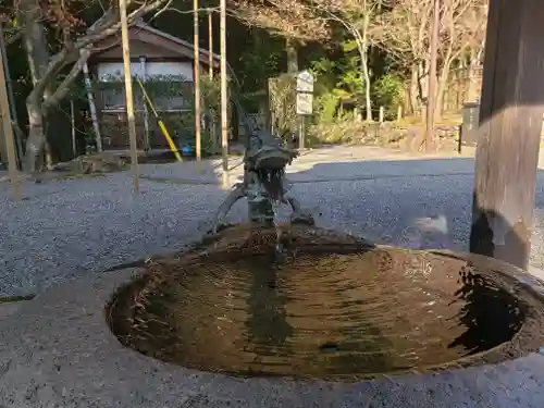 西明寺の手水舎