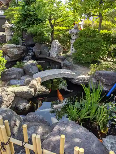 尾張猿田彦神社の庭園