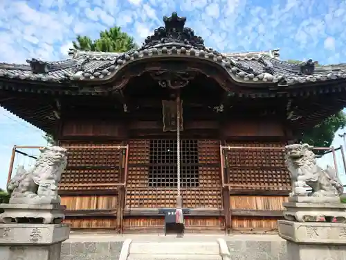 八幡神社・春日神社の本殿