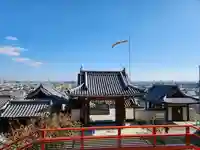 門戸厄神東光寺の山門・神門