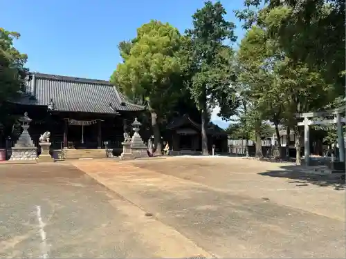 豊川進雄神社の本殿・本堂