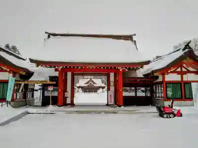 北海道護國神社の山門・神門