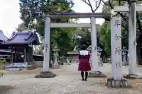 八劔神社(西端八劔神社)の{uncategorized: "未分類", other: "その他", undefined: "問題あり", building: "その他建物", grave: "お墓", sacred_gate: "鳥居", guardian: "狛犬", statue: "像", buddha: "仏像", history: "歴史", nature: "自然", garden: "庭園", animal: "動物", pagoda: "塔", temizu: "手水舎", mountain_gate: "山門・神門", sanctuary: "本殿・本堂", subordinate: "末社・摂社", art: "芸術", scenery: "景色", jizo: "地蔵", ema: "絵馬", goshuin: "御朱印", omikuji: "おみくじ", items: "授与品その他", amulet: "お守り", goshuincho: "御朱印帳", eats: "食事", festival: "お祭り", votive_dance: "神楽", shichigosan: "七五三参", wedding: "結婚式", experience: "体験その他", initially: "初詣", around: "周辺", anti_infection: "感染症対策"}