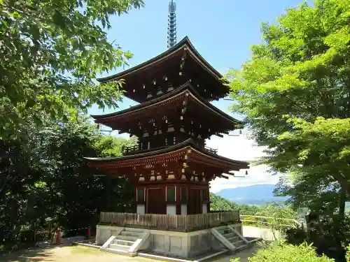 岡寺（龍蓋寺）の塔