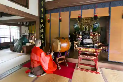 普賢寺の本殿・本堂