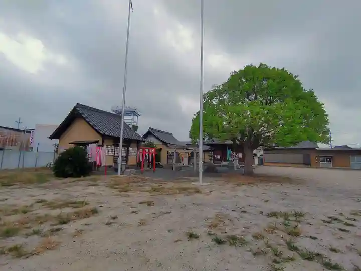 稲荷社(寄住町)のその他建物