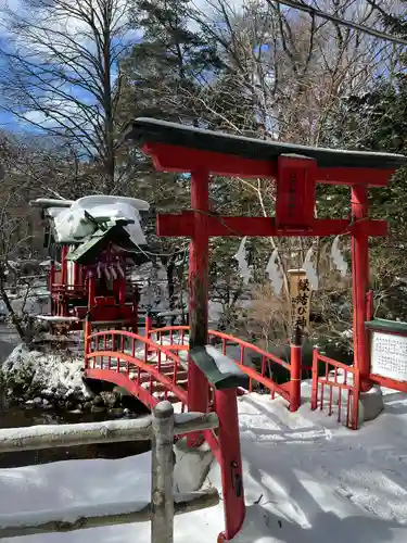 白石神社の末社・摂社