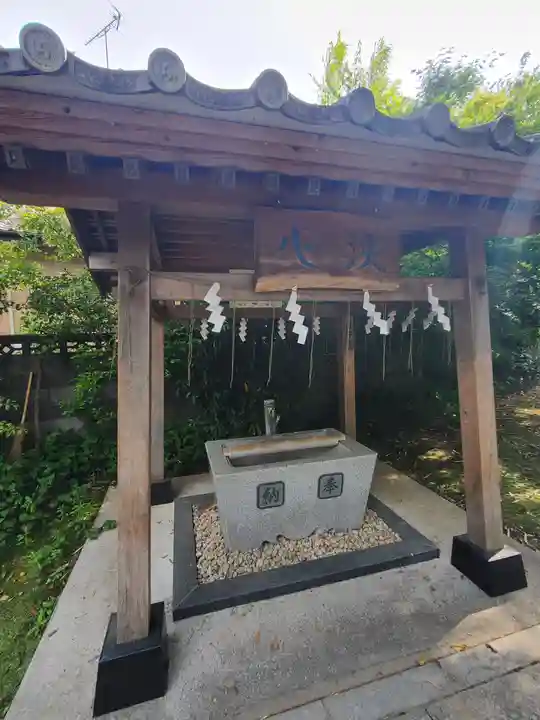 長井神社の手水舎