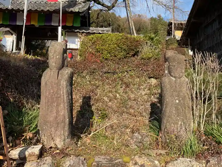 林陽寺の像