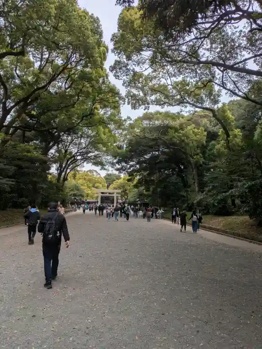 明治神宮の{uncategorized: "未分類", other: "その他", undefined: "問題あり", building: "その他建物", grave: "お墓", sacred_gate: "鳥居", guardian: "狛犬", statue: "像", buddha: "仏像", history: "歴史", nature: "自然", garden: "庭園", animal: "動物", pagoda: "塔", temizu: "手水舎", mountain_gate: "山門・神門", sanctuary: "本殿・本堂", subordinate: "末社・摂社", art: "芸術", scenery: "景色", jizo: "地蔵", ema: "絵馬", goshuin: "御朱印", omikuji: "おみくじ", items: "授与品その他", amulet: "お守り", goshuincho: "御朱印帳", eats: "食事", festival: "お祭り", votive_dance: "神楽", shichigosan: "七五三参", wedding: "結婚式", experience: "体験その他", initially: "初詣", around: "周辺", anti_infection: "感染症対策"}
