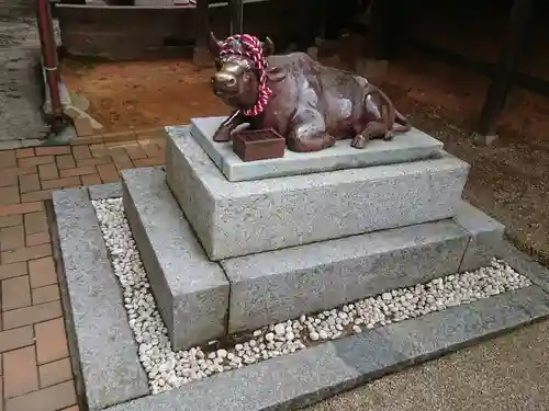 足立山妙見宮の狛犬