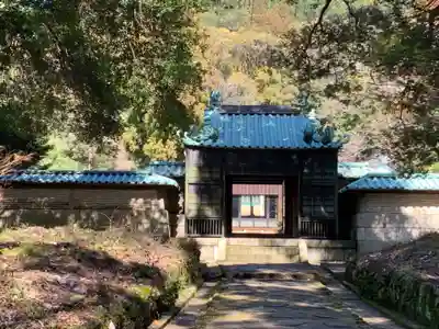 定光寺の山門・神門