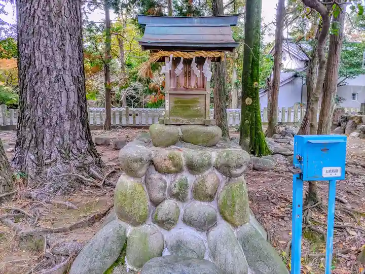 井出神社の末社・摂社