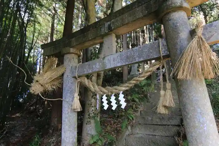 御嶽神社の鳥居