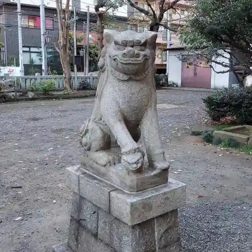 御園神社の狛犬