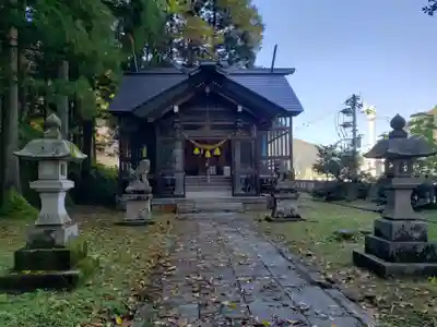 宇奈月神社の本殿・本堂