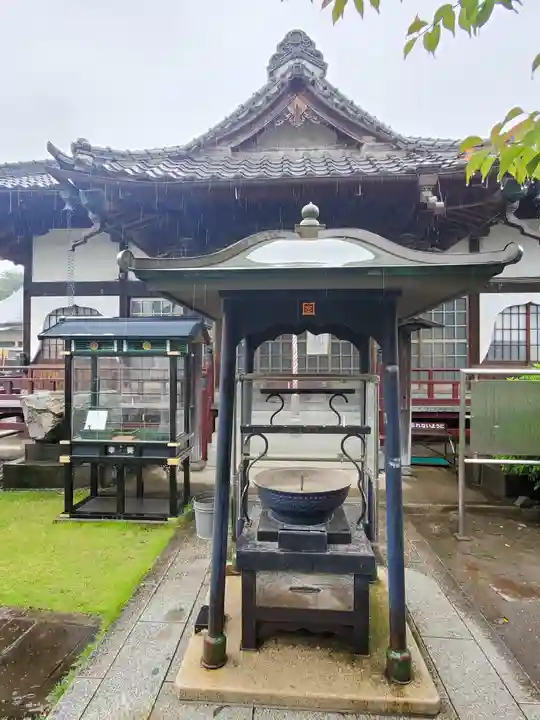 妙建寺の本殿・本堂