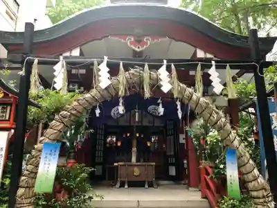 三崎稲荷神社の本殿・本堂
