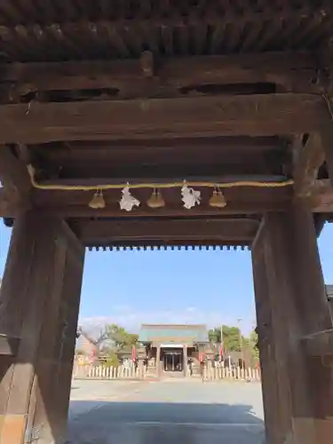 貴布禰神社の山門・神門