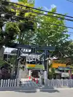 菊名神社の鳥居