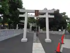 三囲神社の鳥居