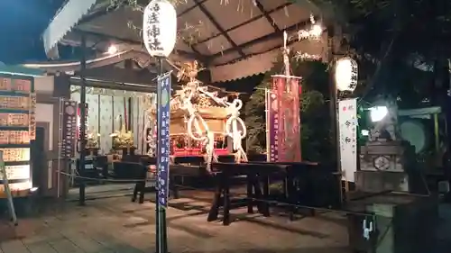 鳥越神社のお祭り