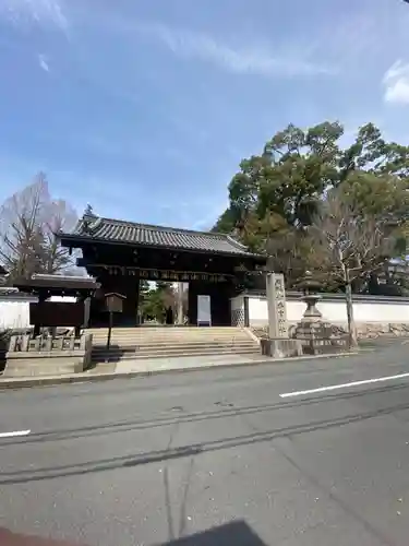 御香宮神社の山門・神門