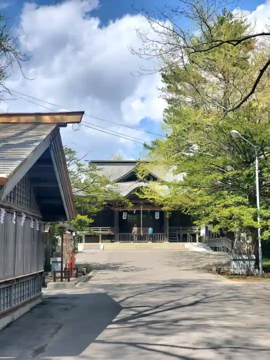 亀田八幡宮の{uncategorized: "未分類", other: "その他", undefined: "問題あり", building: "その他建物", grave: "お墓", sacred_gate: "鳥居", guardian: "狛犬", statue: "像", buddha: "仏像", history: "歴史", nature: "自然", garden: "庭園", animal: "動物", pagoda: "塔", temizu: "手水舎", mountain_gate: "山門・神門", sanctuary: "本殿・本堂", subordinate: "末社・摂社", art: "芸術", scenery: "景色", jizo: "地蔵", ema: "絵馬", goshuin: "御朱印", omikuji: "おみくじ", items: "授与品その他", amulet: "お守り", goshuincho: "御朱印帳", eats: "食事", festival: "お祭り", votive_dance: "神楽", shichigosan: "七五三参", wedding: "結婚式", experience: "体験その他", initially: "初詣", around: "周辺", anti_infection: "感染症対策"}