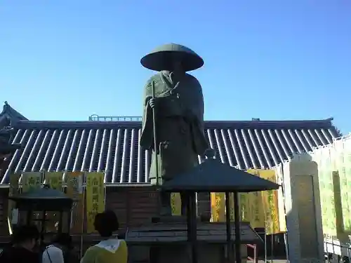 四天王寺の像