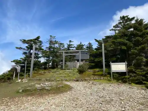 弥山神社（天河大辨財天社奥宮）(奈良県)