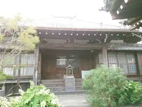 崇覚寺の本殿・本堂