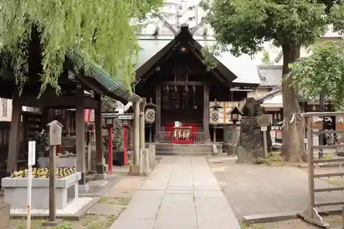 三島神社の本殿・本堂