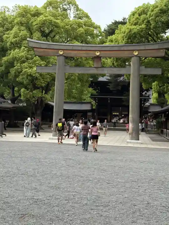明治神宮の{uncategorized: "未分類", other: "その他", undefined: "問題あり", building: "その他建物", grave: "お墓", sacred_gate: "鳥居", guardian: "狛犬", statue: "像", buddha: "仏像", history: "歴史", nature: "自然", garden: "庭園", animal: "動物", pagoda: "塔", temizu: "手水舎", mountain_gate: "山門・神門", sanctuary: "本殿・本堂", subordinate: "末社・摂社", art: "芸術", scenery: "景色", jizo: "地蔵", ema: "絵馬", goshuin: "御朱印", omikuji: "おみくじ", items: "授与品その他", amulet: "お守り", goshuincho: "御朱印帳", eats: "食事", festival: "お祭り", votive_dance: "神楽", shichigosan: "七五三参", wedding: "結婚式", experience: "体験その他", initially: "初詣", around: "周辺", anti_infection: "感染症対策"}