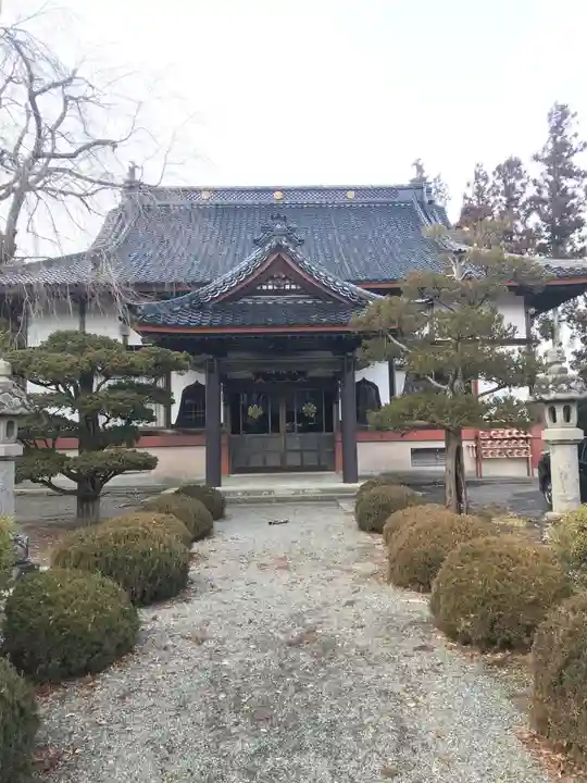 対泉院の本殿・本堂