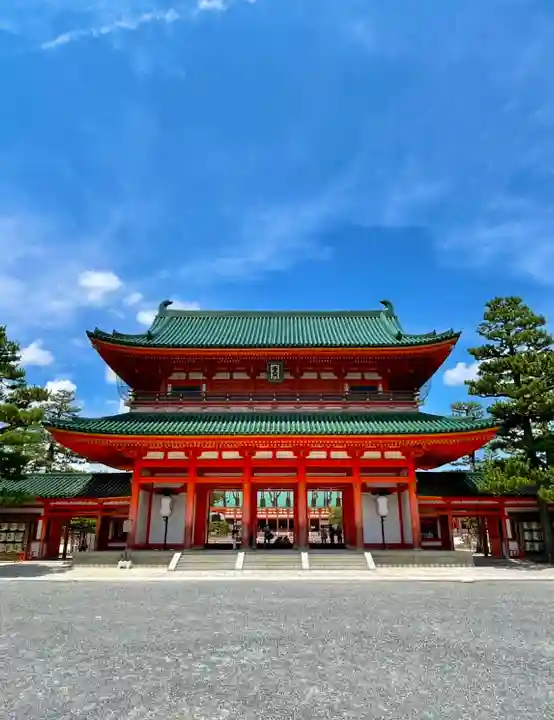 平安神宮の山門・神門