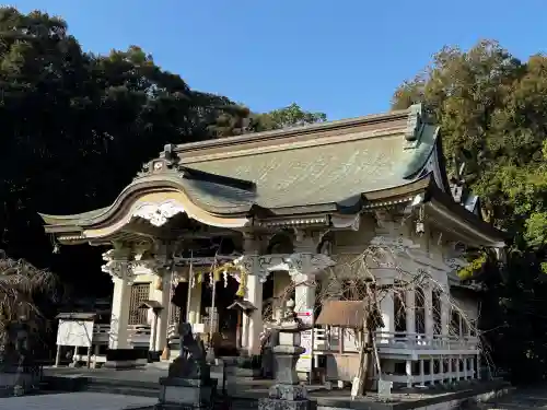 武雄神社の{uncategorized: "未分類", other: "その他", undefined: "問題あり", building: "その他建物", grave: "お墓", sacred_gate: "鳥居", guardian: "狛犬", statue: "像", buddha: "仏像", history: "歴史", nature: "自然", garden: "庭園", animal: "動物", pagoda: "塔", temizu: "手水舎", mountain_gate: "山門・神門", sanctuary: "本殿・本堂", subordinate: "末社・摂社", art: "芸術", scenery: "景色", jizo: "地蔵", ema: "絵馬", goshuin: "御朱印", omikuji: "おみくじ", items: "授与品その他", amulet: "お守り", goshuincho: "御朱印帳", eats: "食事", festival: "お祭り", votive_dance: "神楽", shichigosan: "七五三参", wedding: "結婚式", experience: "体験その他", initially: "初詣", around: "周辺", anti_infection: "感染症対策"}
