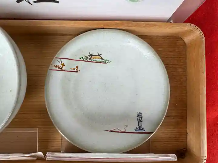 崇道天皇社の{uncategorized: "未分類", other: "その他", undefined: "問題あり", building: "その他建物", grave: "お墓", sacred_gate: "鳥居", guardian: "狛犬", statue: "像", buddha: "仏像", history: "歴史", nature: "自然", garden: "庭園", animal: "動物", pagoda: "塔", temizu: "手水舎", mountain_gate: "山門・神門", sanctuary: "本殿・本堂", subordinate: "末社・摂社", art: "芸術", scenery: "景色", jizo: "地蔵", ema: "絵馬", goshuin: "御朱印", omikuji: "おみくじ", items: "授与品その他", amulet: "お守り", goshuincho: "御朱印帳", eats: "食事", festival: "お祭り", votive_dance: "神楽", shichigosan: "七五三参", wedding: "結婚式", experience: "体験その他", initially: "初詣", around: "周辺", anti_infection: "感染症対策"}